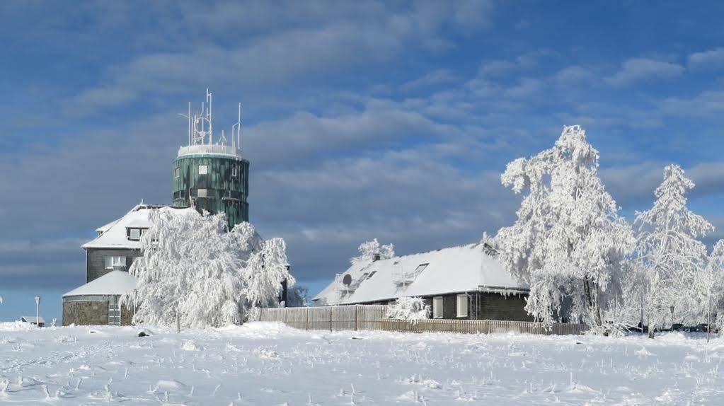 Astenturm Hotel (Adults Only) Винтерберг Екстериор снимка