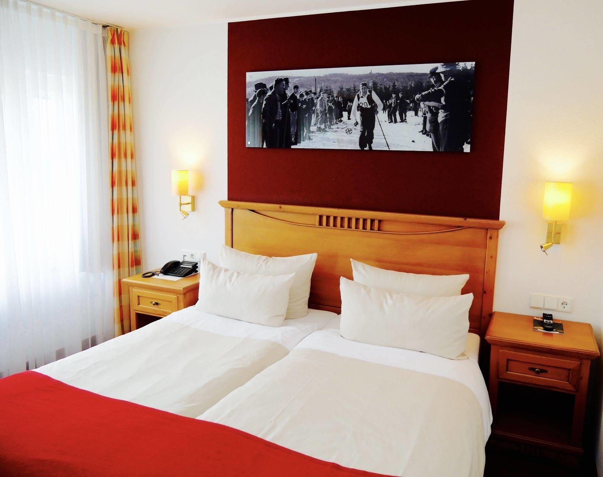 Astenturm Hotel (Adults Only) Винтерберг Екстериор снимка