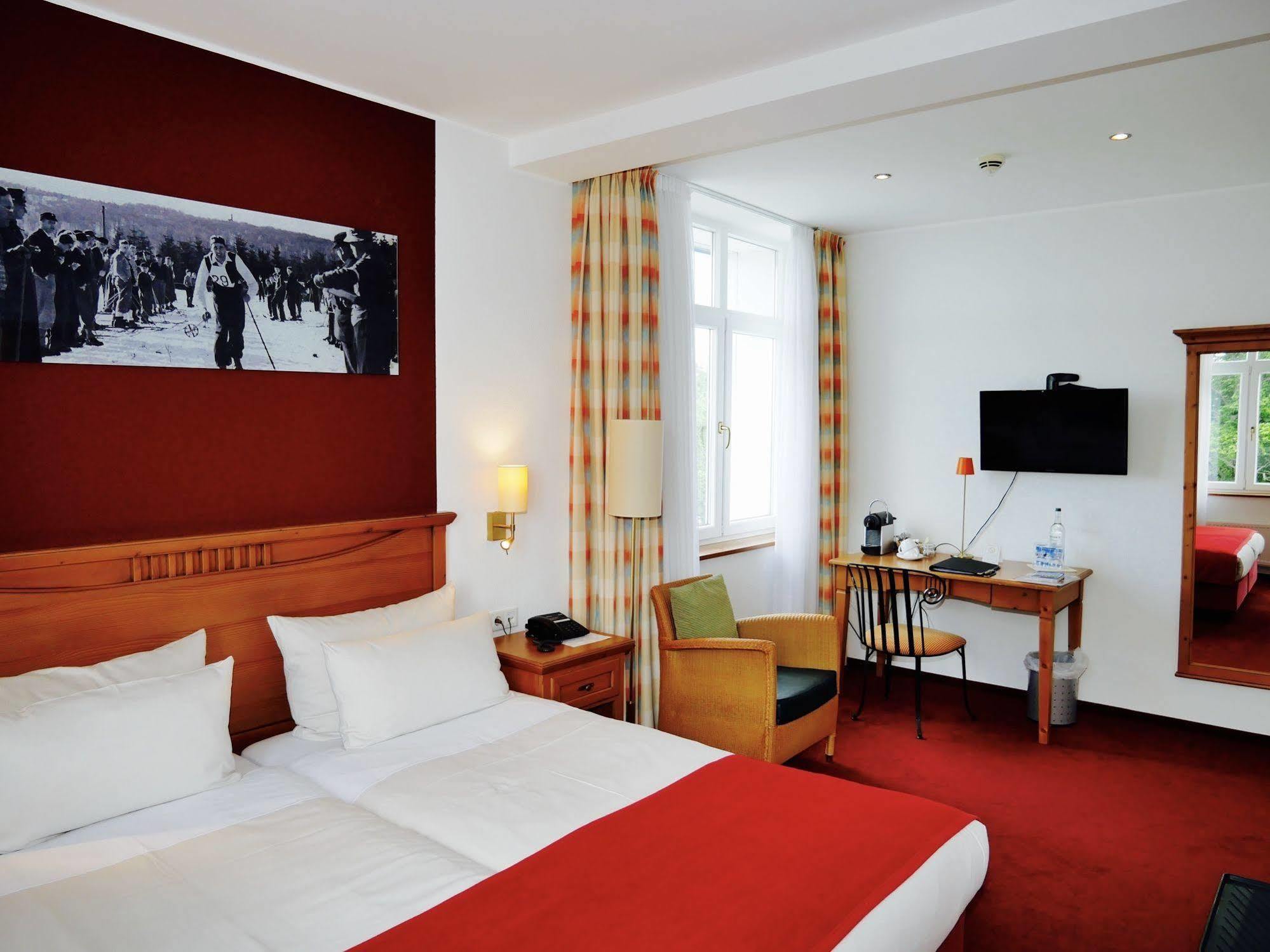 Astenturm Hotel (Adults Only) Винтерберг Екстериор снимка