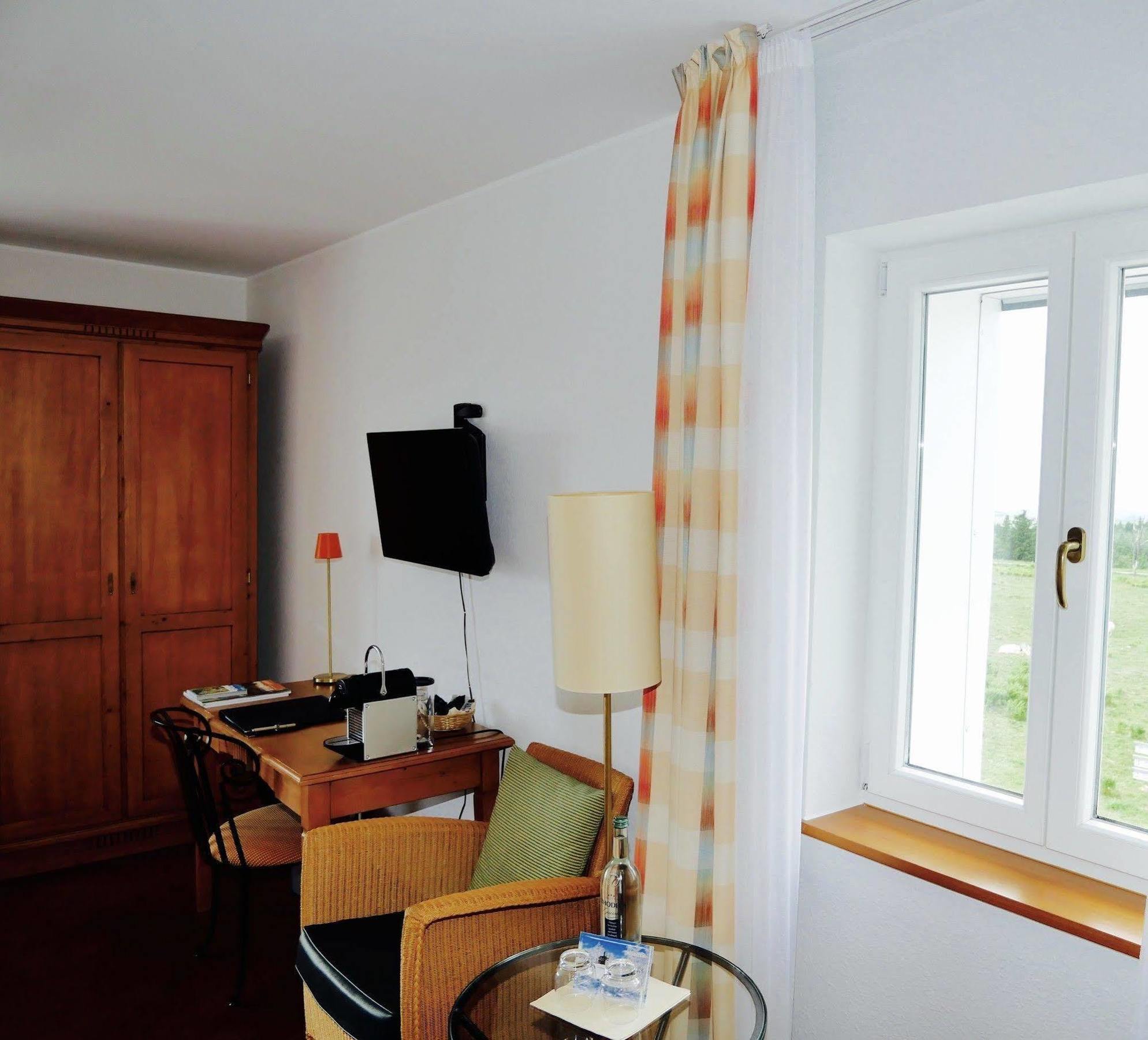 Astenturm Hotel (Adults Only) Винтерберг Екстериор снимка