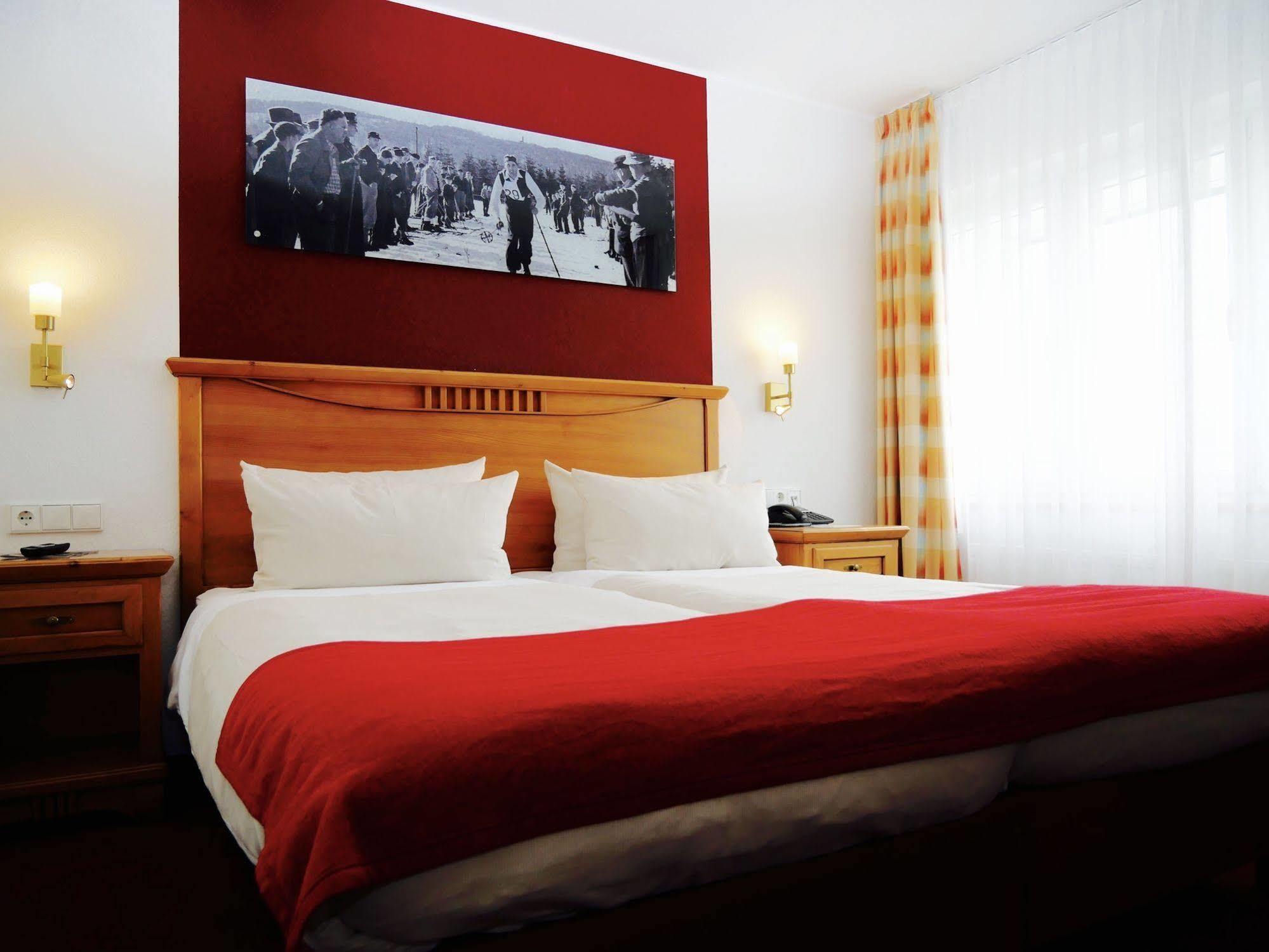 Astenturm Hotel (Adults Only) Винтерберг Екстериор снимка